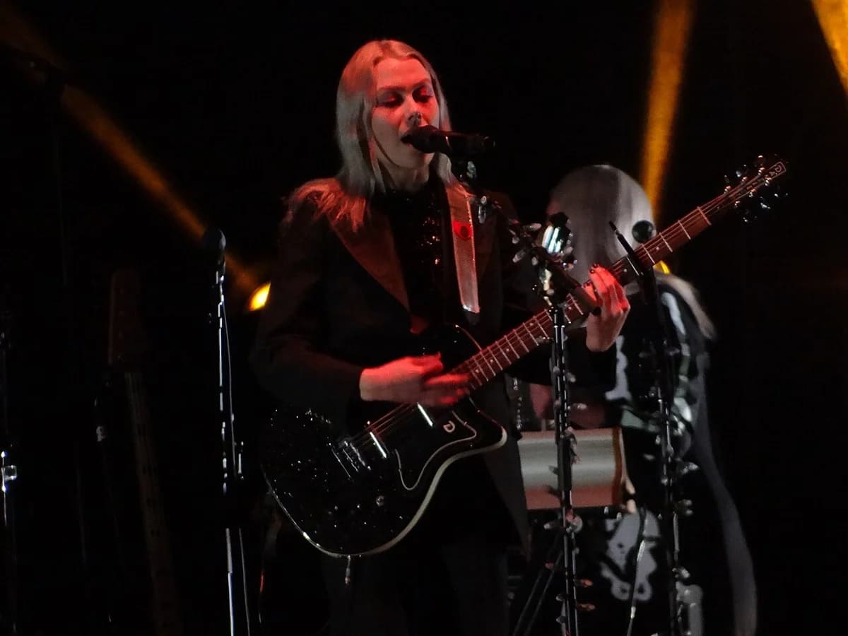 2021 Shaky Knees - Phoebe Bridgers (4).jpg