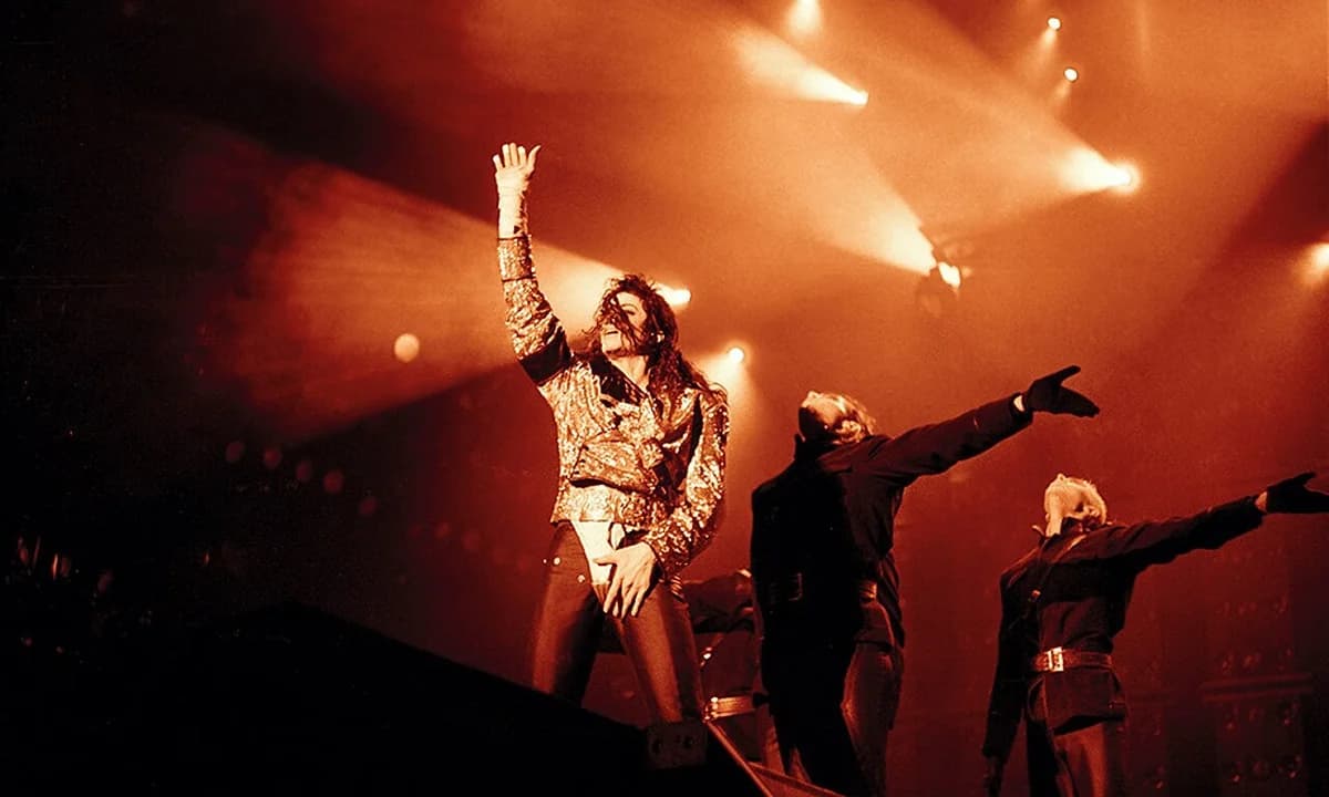 Michael Jackson Live in Bucharest 1992 Toni Salabasev.jpg