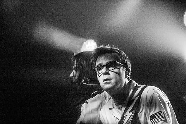 Weezer live at The Sinclair Cambridge 08.jpg