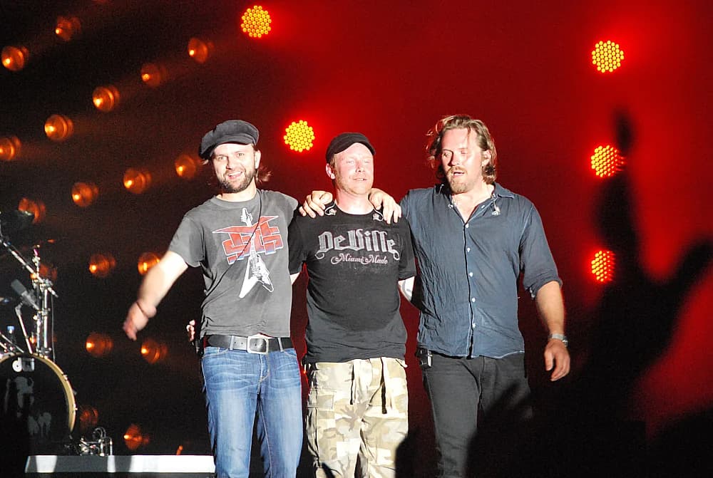 Dizzy Mizz Lizzy.jpg