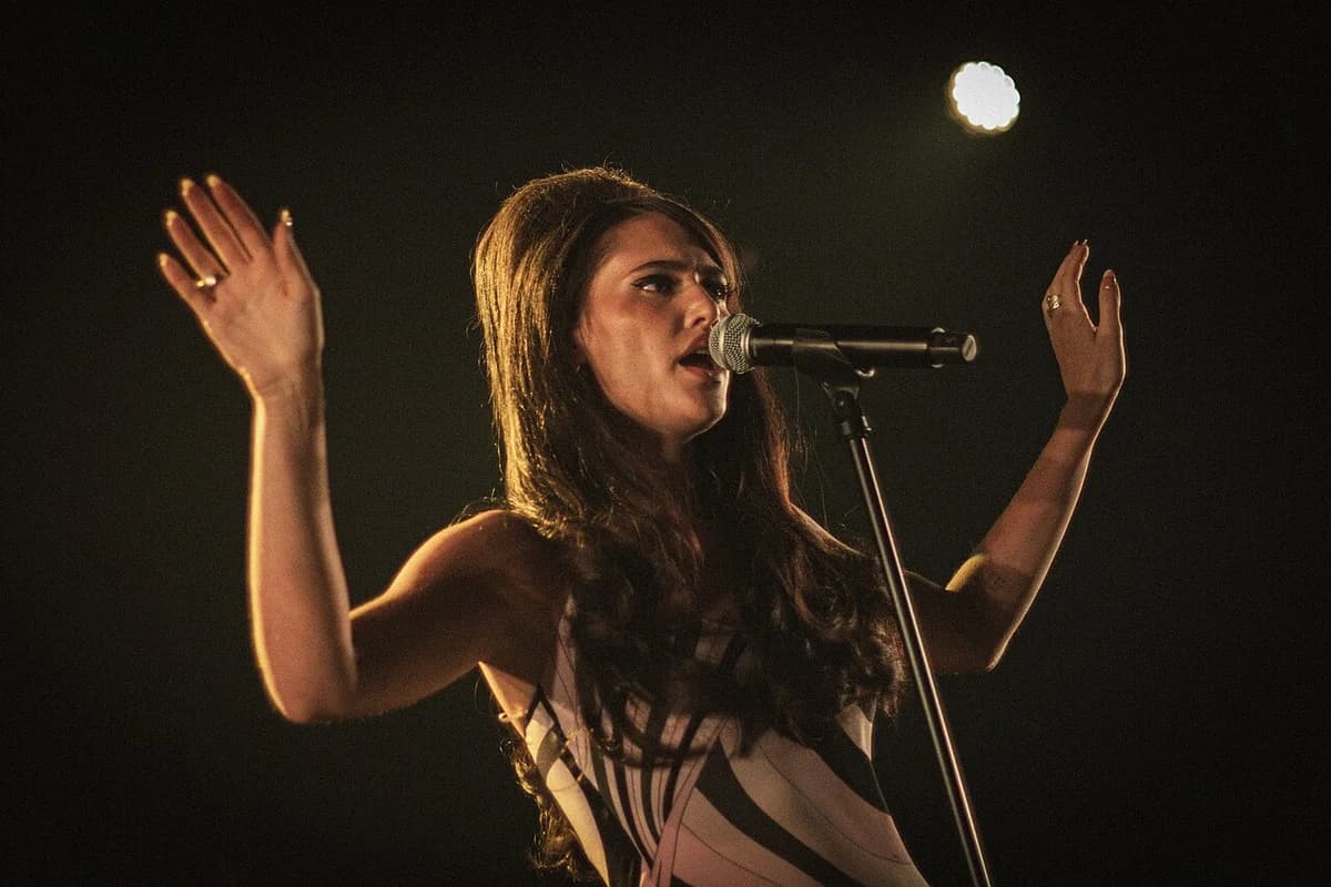 Sienna Spiro at 2026 Montreux Jazz Festival 08.jpg